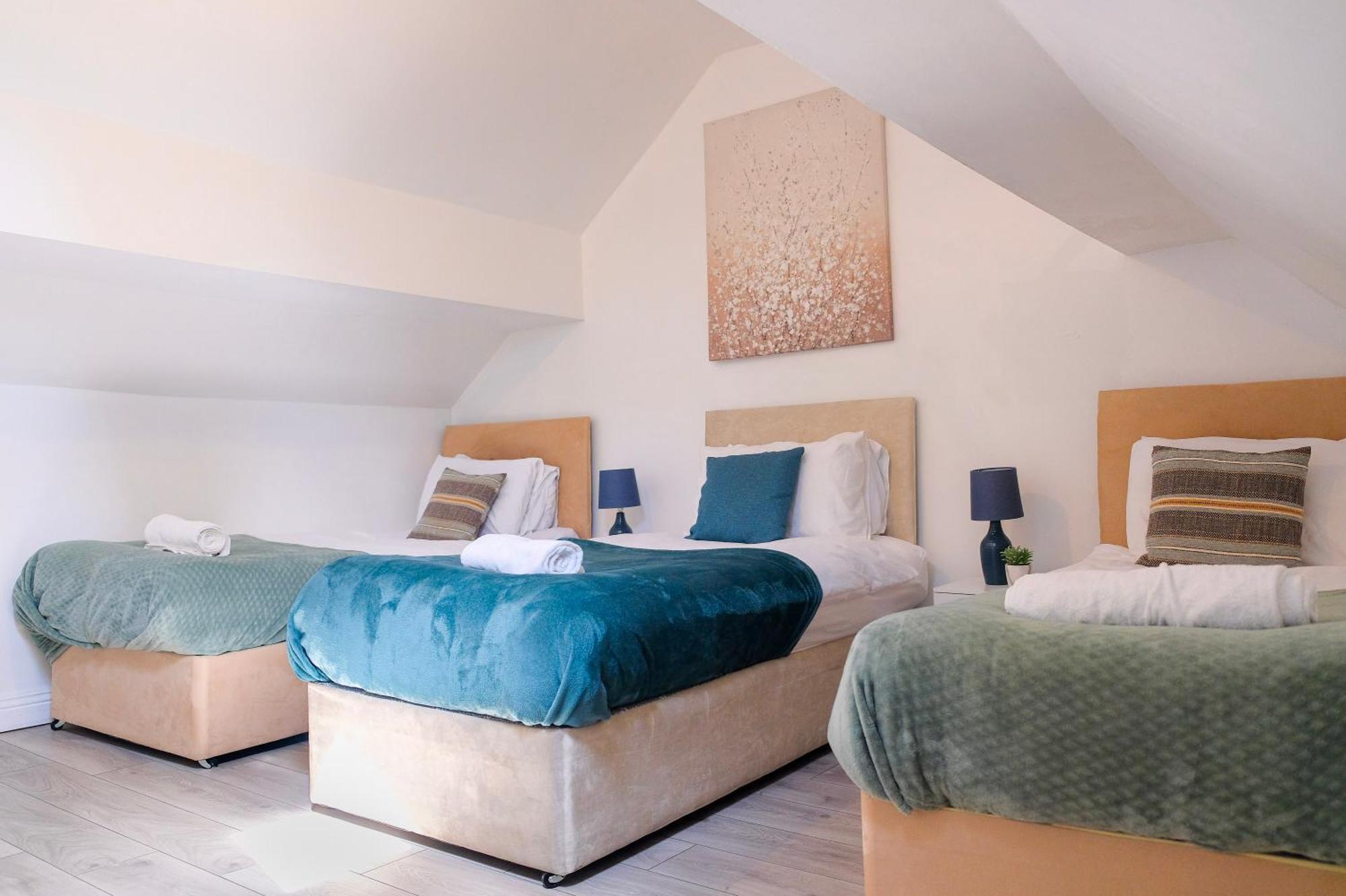 Walsgrave Road Apartment - 5 Beds - Free Parking & Wi-Fi Coventry Exterior photo